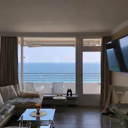 Tiffanys Ferienapartments In Der Privatresidenz Des Plaza Premium Timmendorfer דירה *