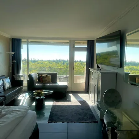 Tiffanys Ferienapartments In Der Privatresidenz Des Plaza Premium Timmendorfer טימנדורפר שטרנד