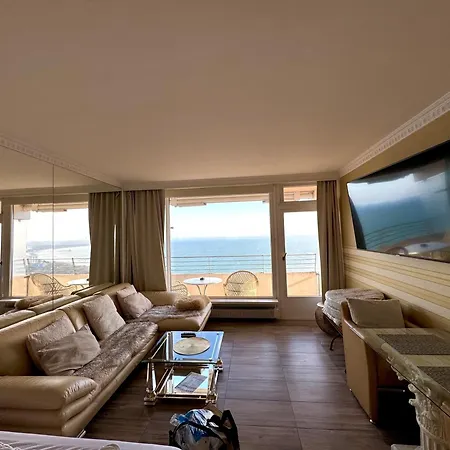 Tiffanys Ferienapartments In Der Privatresidenz Des Plaza Premium Timmendorfer טימנדורפר שטרנד